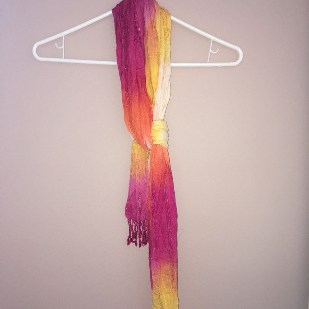 Colorful scarf - Picture 3 of 7